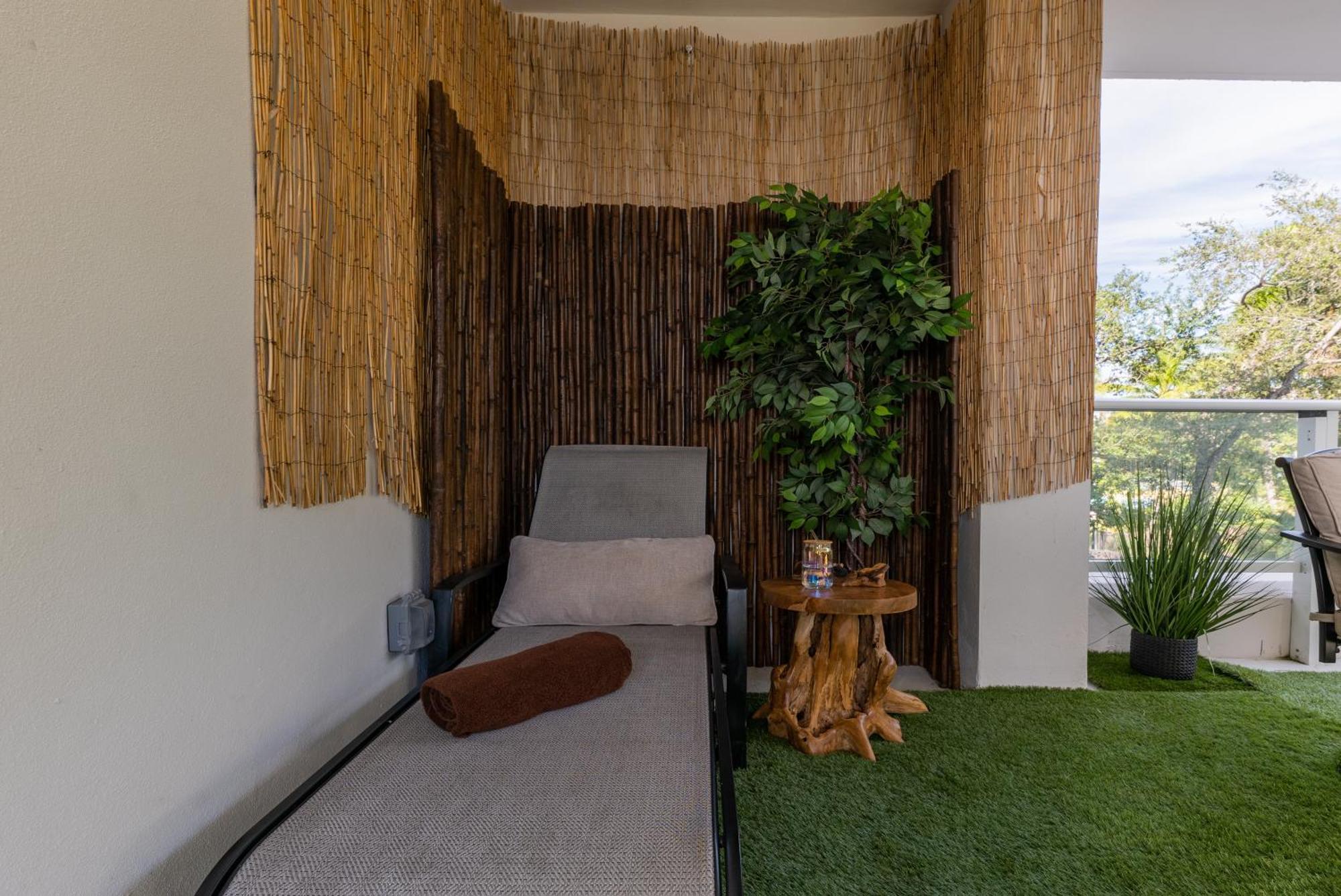 Miami Wood Apart Hotel New 2024 - Private Terrace - Free Garage - Beach 5 Min Hollywood Bagian luar foto