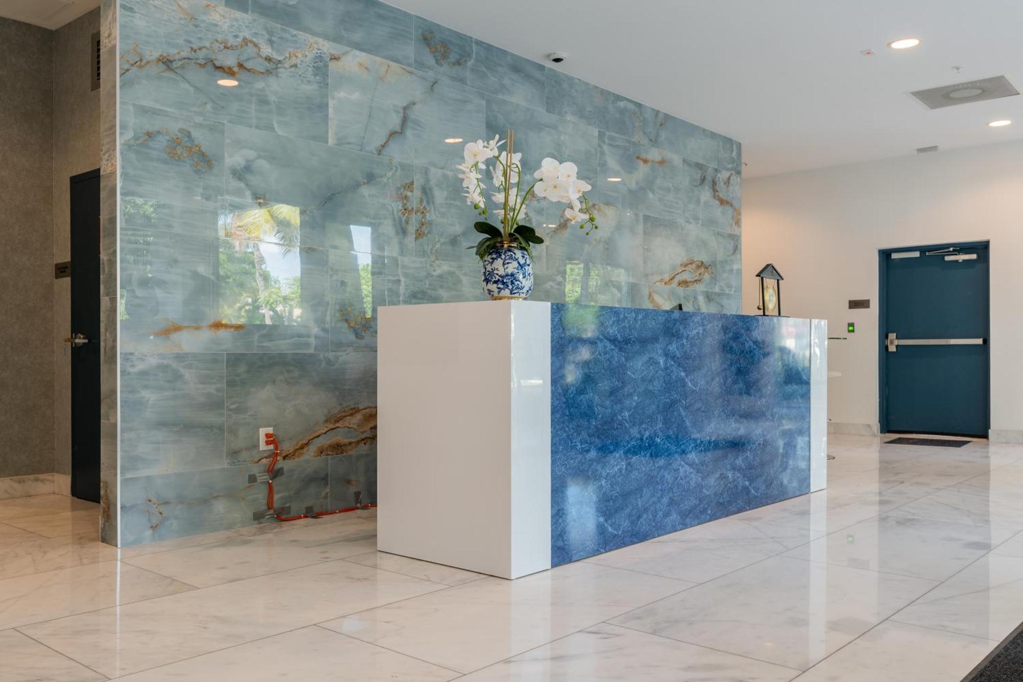 Miami Wood Apart Hotel New 2024 - Private Terrace - Free Garage - Beach 5 Min Hollywood Bagian luar foto